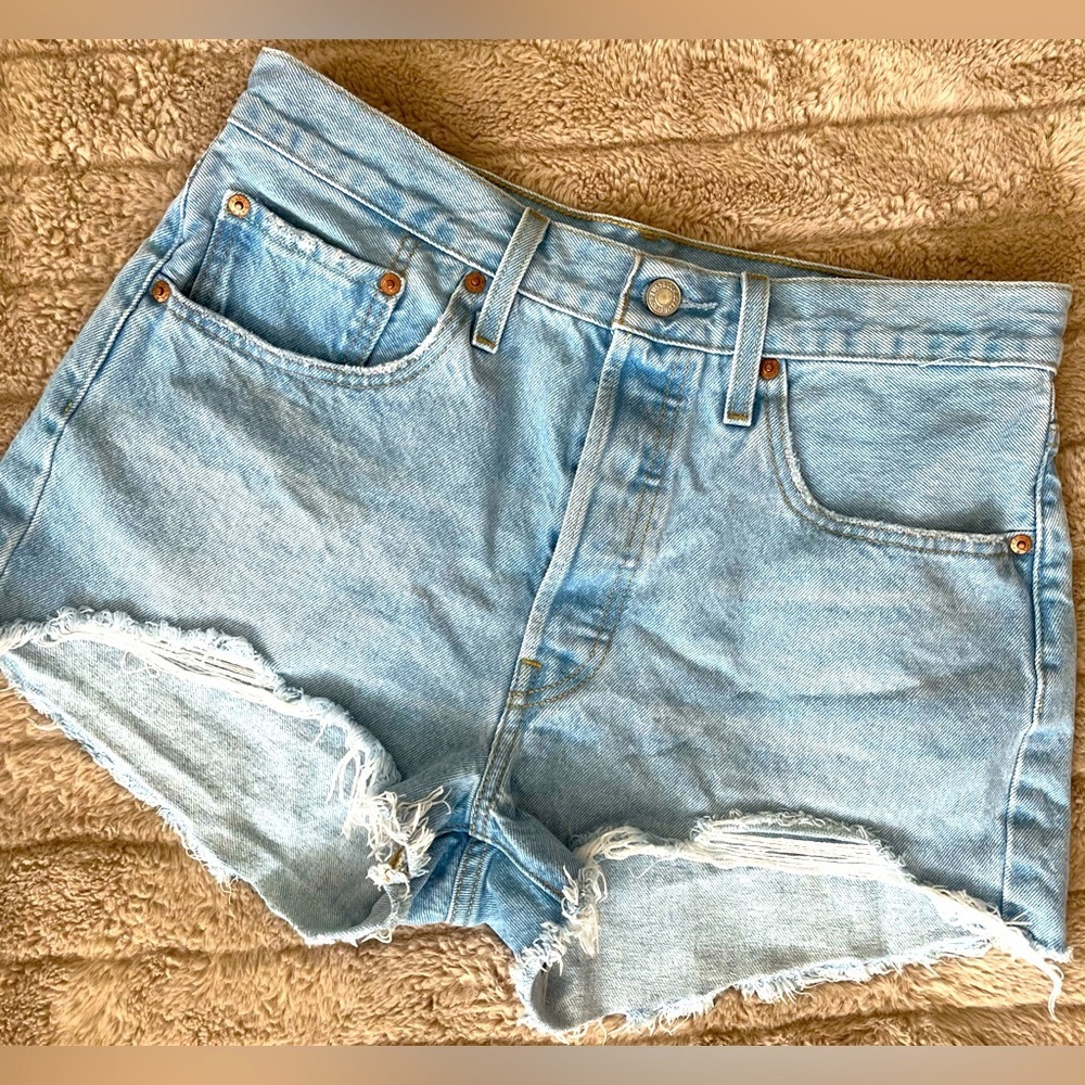 Levi’s 501 Cutoffs Shorts Denim Distressed Frey Raw Hem Buttonfly SZ: 30